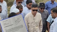 পার্বত্য মন্ত্রীর হঠাৎ পদত্যাগ নিয়ে পাহাড়ে নানা আলোচনা, প্রত্যাহারের দাবিতে বিক্ষোভ ও সড়ক অবরোধ